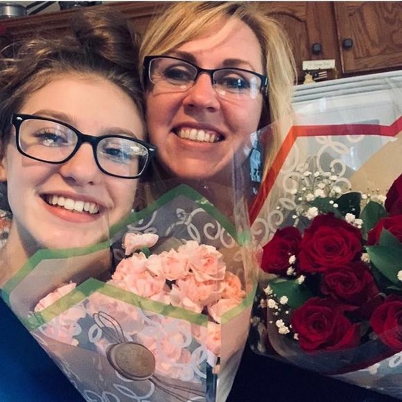 Meet your Posher, Camryn - Picture 1 of 1